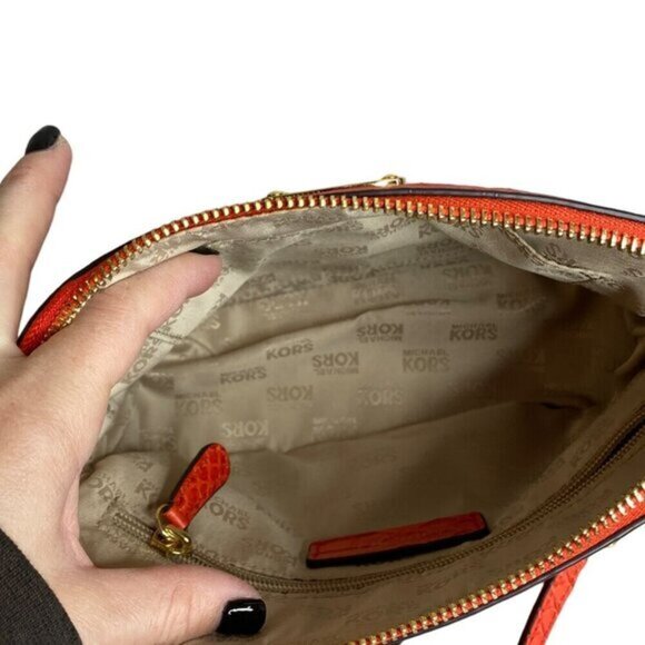 Michael Kors Red Orange Snake‎ Embossed Leather Dome Crossbody Bag With Wallet - Picture 5 of 6